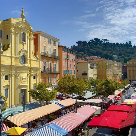 Super - Old Town - Near Garibaldi Apartment